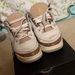 Jordan Kids Cream and Brown Sneakers